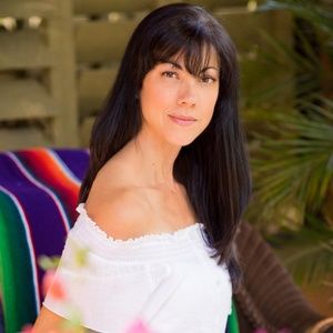 Meet your Posher, Jillian